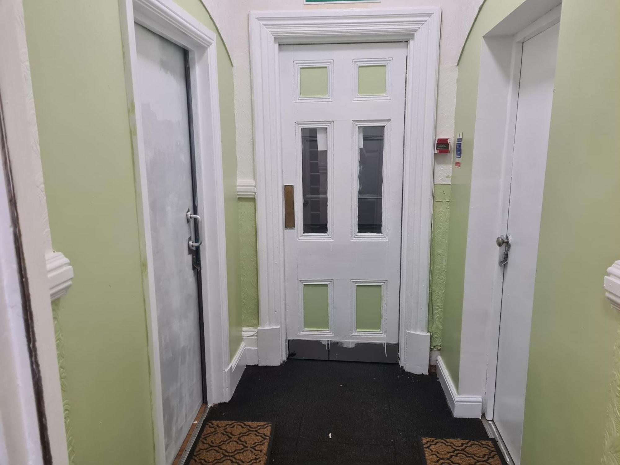 Tredegar Arms Budget Guesthouse For Walkers/Cyclists/Contractors/Traveler Мертир-Тидвилл Экстерьер фото