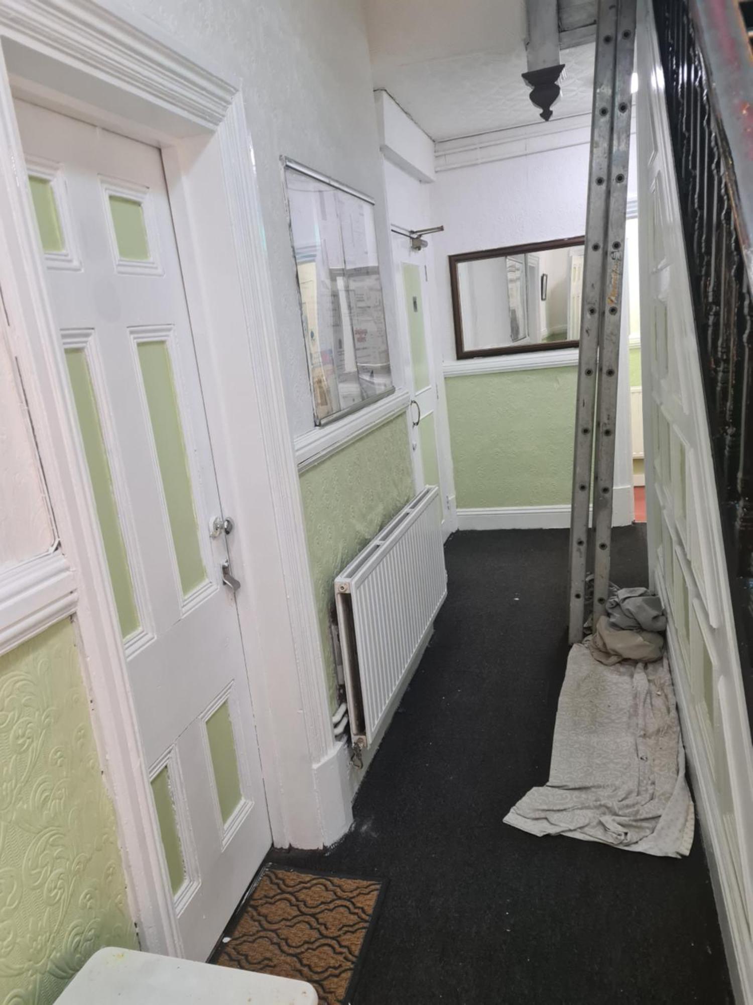 Tredegar Arms Budget Guesthouse For Walkers/Cyclists/Contractors/Traveler Мертир-Тидвилл Экстерьер фото