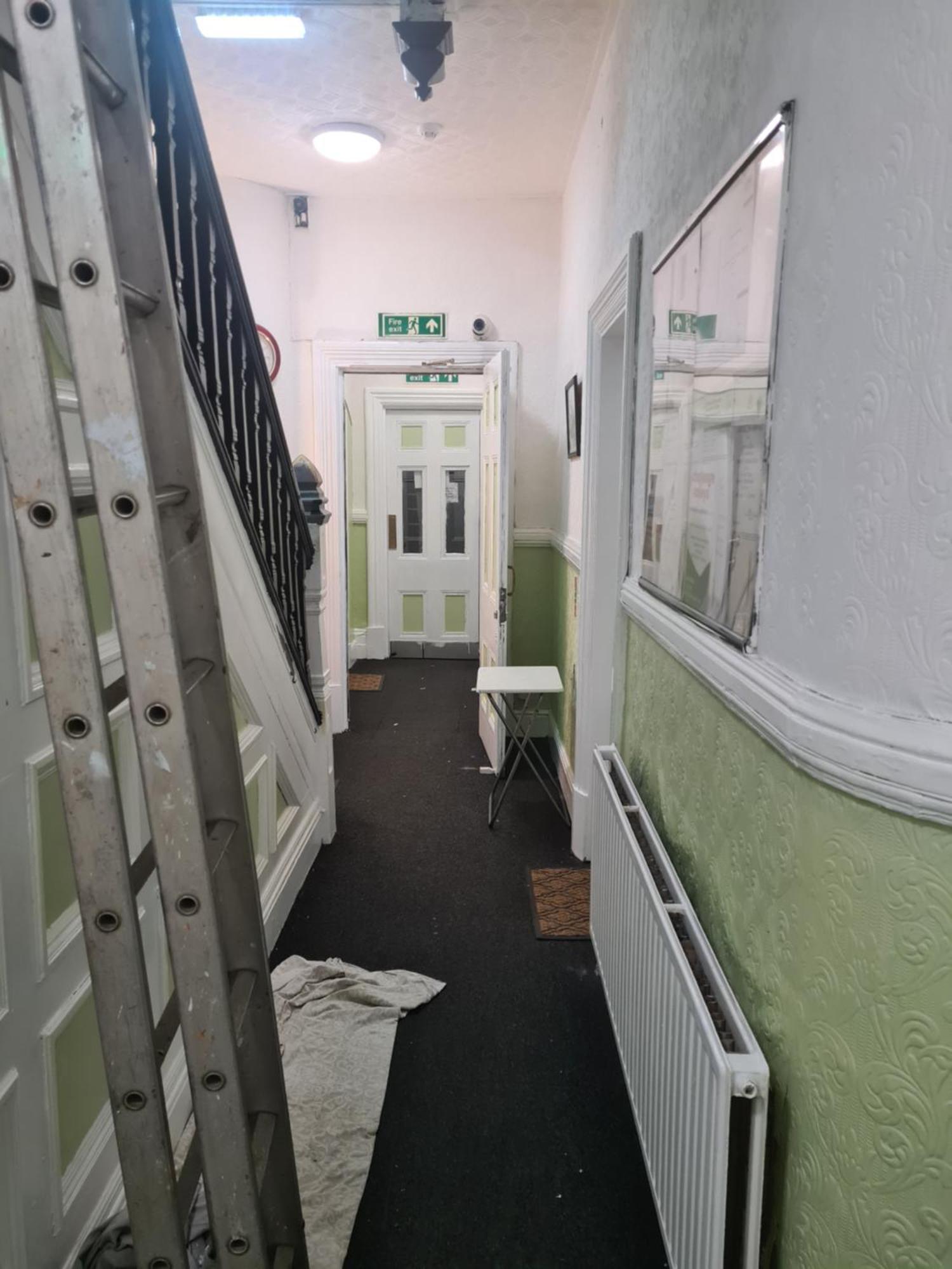 Tredegar Arms Budget Guesthouse For Walkers/Cyclists/Contractors/Traveler Мертир-Тидвилл Экстерьер фото